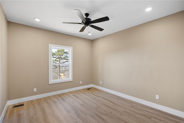 3350 Crow Mountain Road, Russellville, AR 72802