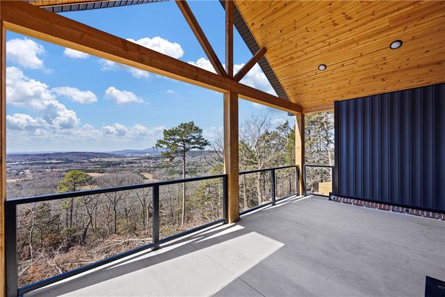 3350 Crow Mountain Road, Russellville, AR 72802