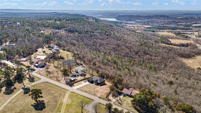 3350 Crow Mountain Road, Russellville, AR 72802