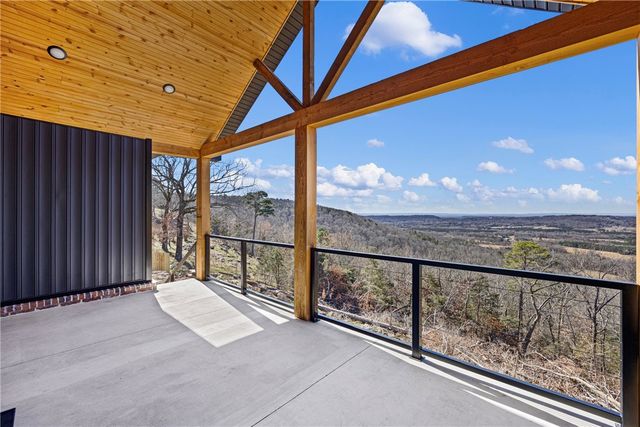 3350 Crow Mountain Road, Russellville, AR 72802