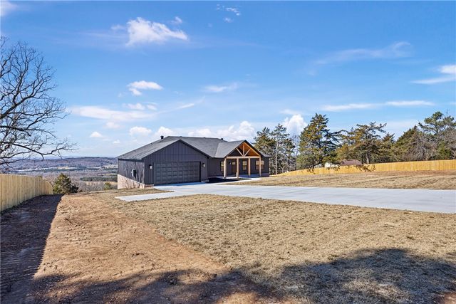 3350 Crow Mountain Road, Russellville, AR 72802