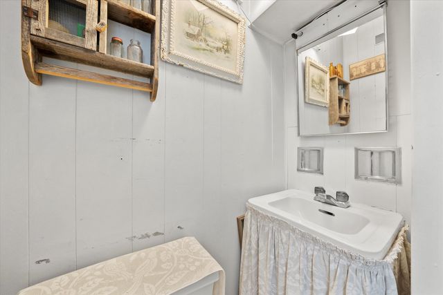 10218 S Prospect Avenue, Chicago, IL 60643