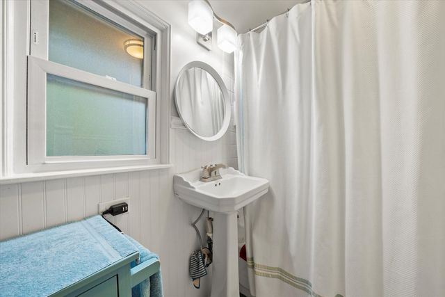 10218 S Prospect Avenue, Chicago, IL 60643