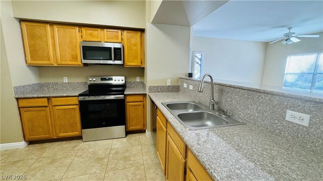 45 Maleena Mesa Street 518, Henderson, NV 89074