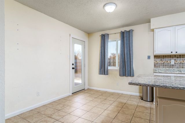 5300 Queenlily Court, Arlington, TX 76018