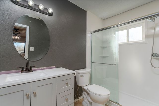 5300 Queenlily Court, Arlington, TX 76018