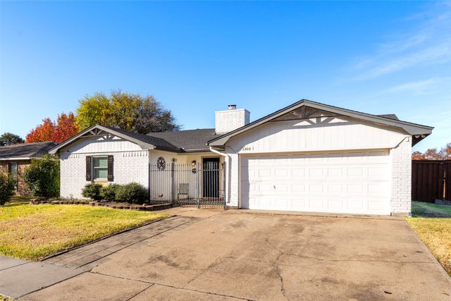 5300 Queenlily Court, Arlington, TX 76018