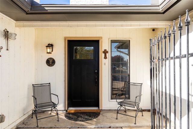 5300 Queenlily Court, Arlington, TX 76018