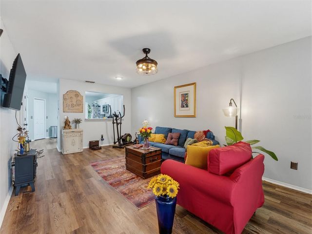 5100 BURCHETTE ROAD 905, Tampa, FL 33647