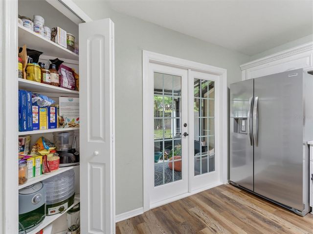 5100 BURCHETTE ROAD 905, Tampa, FL 33647