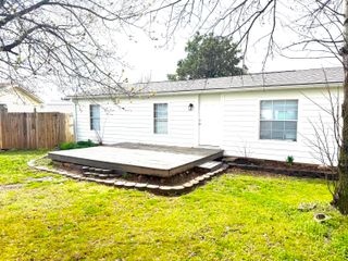 145 Kelli Circle, Hollister, MO 65672