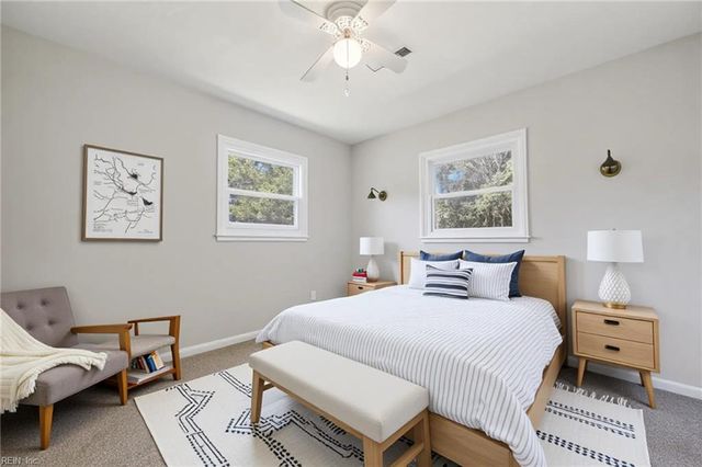 72 Stanley DR, Newport News, VA 23608
