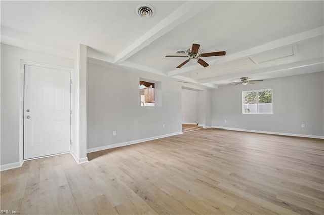 72 Stanley DR, Newport News, VA 23608
