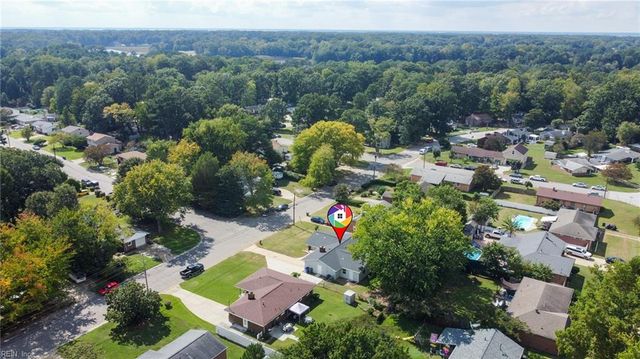 72 Stanley DR, Newport News, VA 23608