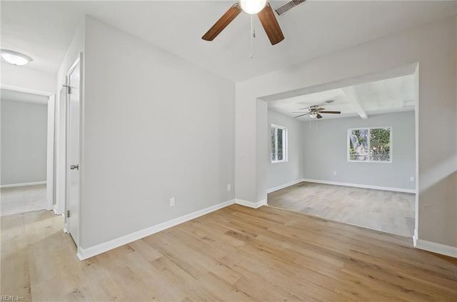 72 Stanley DR, Newport News, VA 23608
