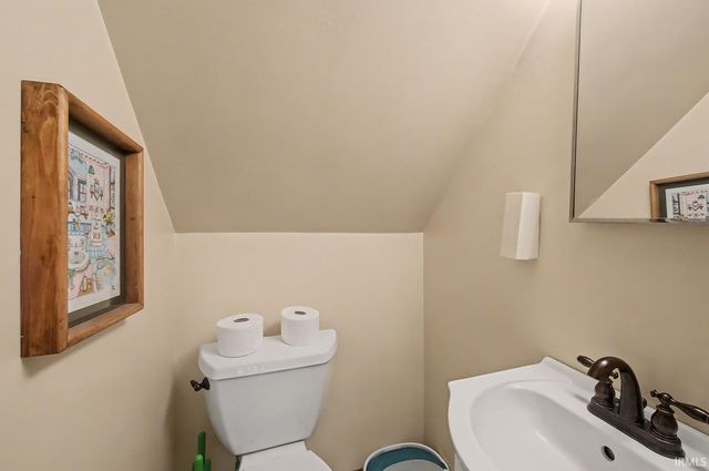 727 Main Street, Dayton, IN 47941