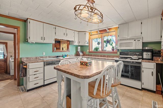 727 Main Street, Dayton, IN 47941