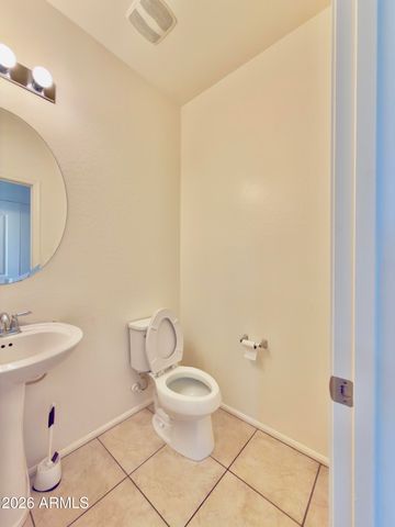 1834 N 77TH Glen, Phoenix, AZ 85035