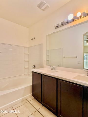 1834 N 77TH Glen, Phoenix, AZ 85035