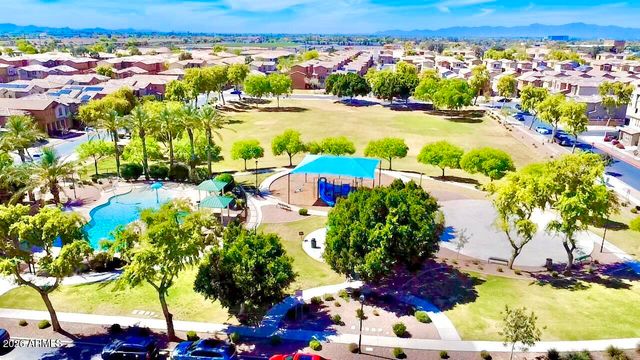 1834 N 77TH Glen, Phoenix, AZ 85035