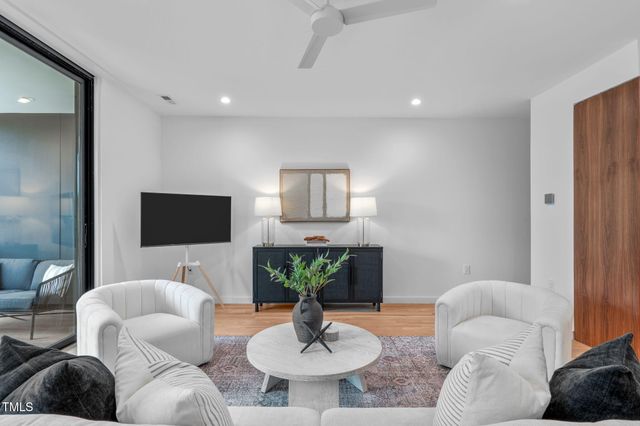 501 S Bloodworth Street 101, Raleigh, NC 27601