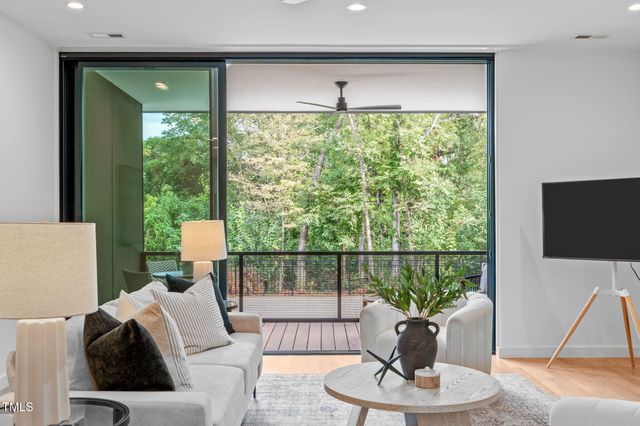 501 S Bloodworth Street 101, Raleigh, NC 27601
