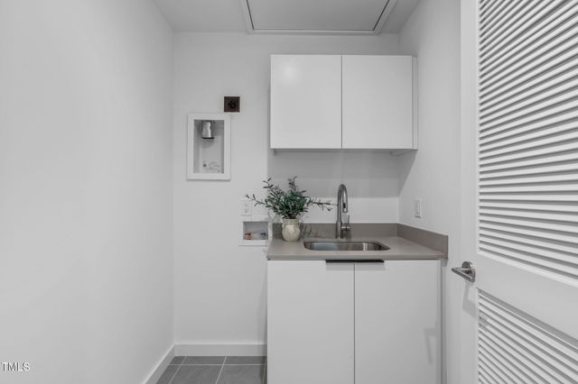 501 S Bloodworth Street 101, Raleigh, NC 27601
