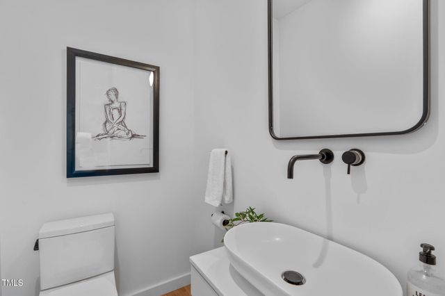 501 S Bloodworth Street 101, Raleigh, NC 27601