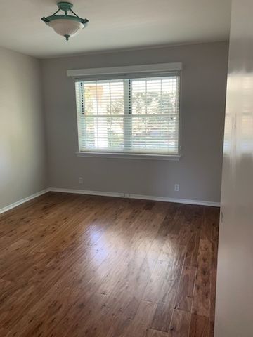 3016 Mahanna Springs D, Dallas, TX 75235