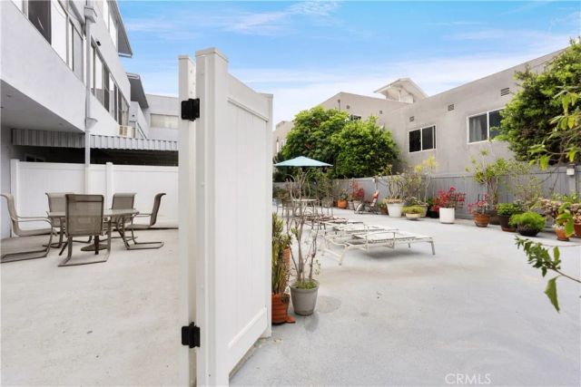 1200 E Ocean 57, Long Beach, CA 90802