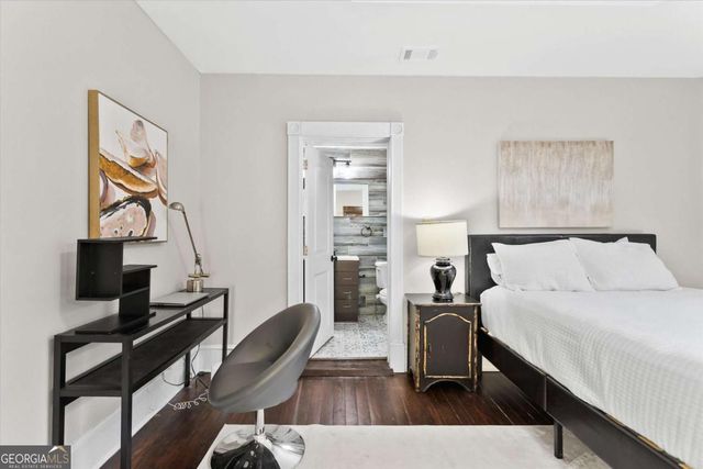 867 Beecher Street SW, Atlanta, GA 30310