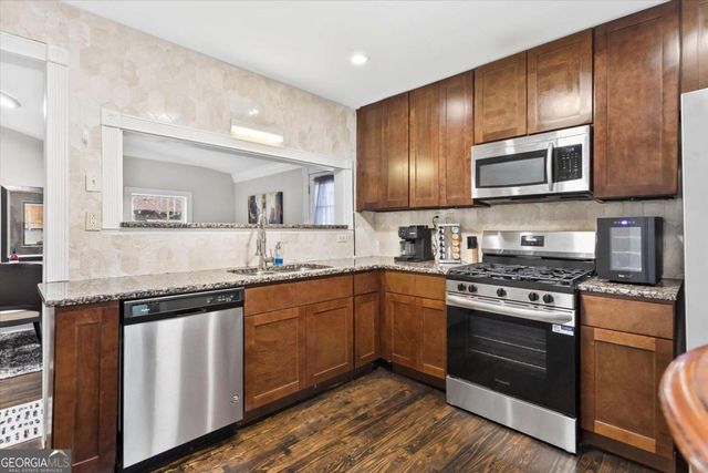867 Beecher Street SW, Atlanta, GA 30310