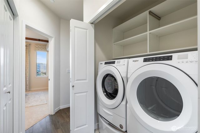 960 6th Walk NE, Issaquah, WA 98029