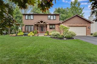 69 Old Orchard Lane, Orchard Park, NY 14127