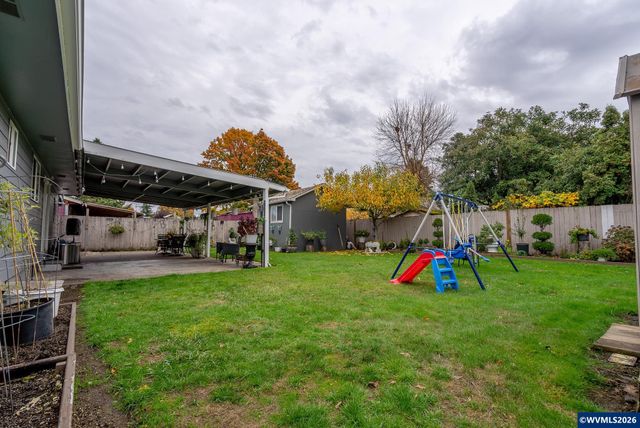 2440 Vallejo St NE, Salem, OR 97301