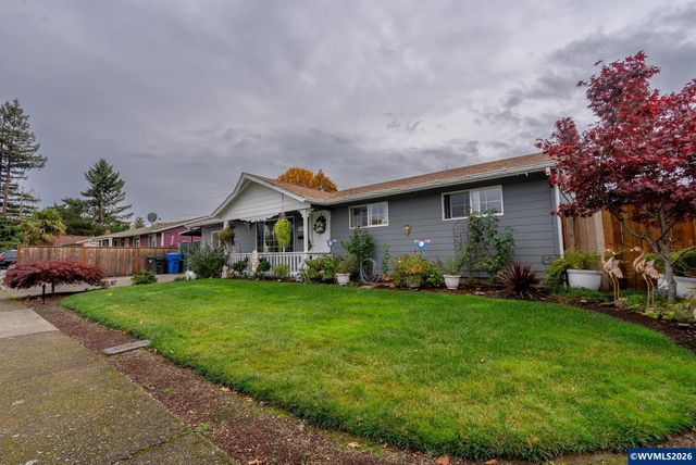 2440 Vallejo St NE, Salem, OR 97301
