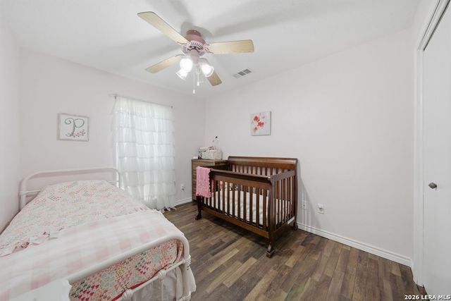 103 Oaklawn, Floresville, TX 78114