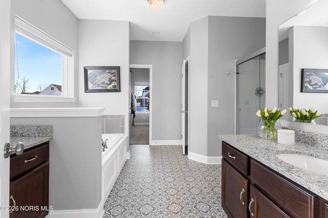 4420 Kimball Creek West, Sylvania, OH 43560