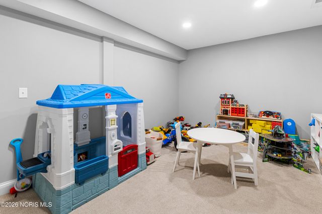 4420 Kimball Creek West, Sylvania, OH 43560