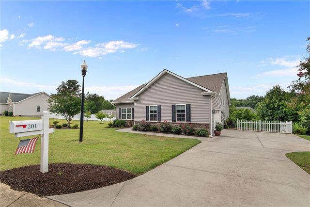 201 Ashwood Lane, Anderson, SC 29625