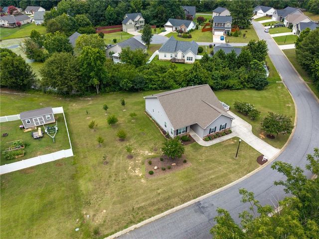 201 Ashwood Lane, Anderson, SC 29625