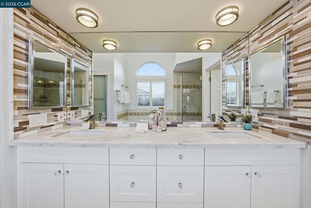 300 Bonaire Ct, Danville, CA 94506