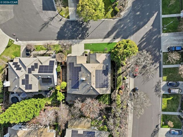 300 Bonaire Ct, Danville, CA 94506