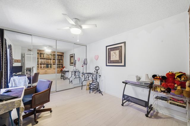 1519 15th Terrace, Palm Beach Gardens, FL 33418