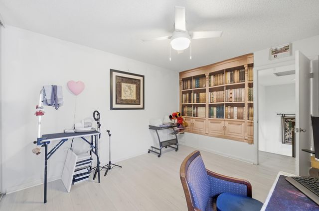 1519 15th Terrace, Palm Beach Gardens, FL 33418