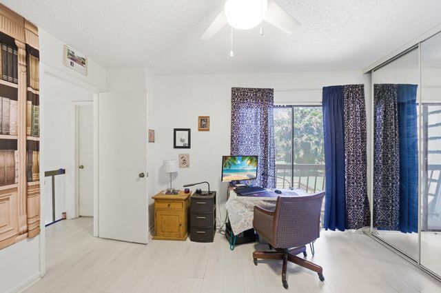 1519 15th Terrace, Palm Beach Gardens, FL 33418