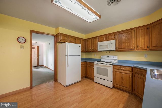 9802 CANTERBURY RD, Felton, DE 19943