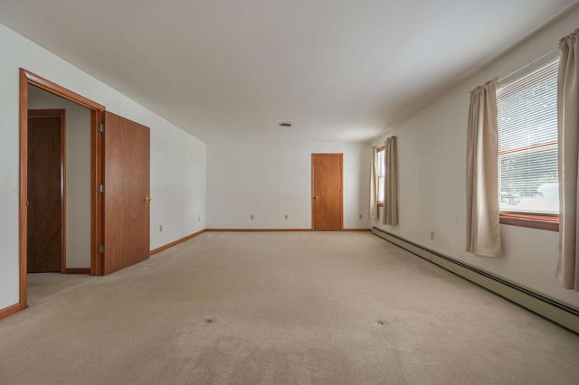 9802 CANTERBURY RD, Felton, DE 19943