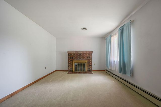 9802 CANTERBURY RD, Felton, DE 19943