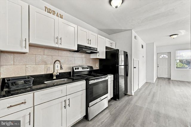 5633 MALCOLM ST, Philadelphia, PA 19143
